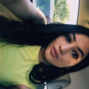 Meet your Posher, Diana